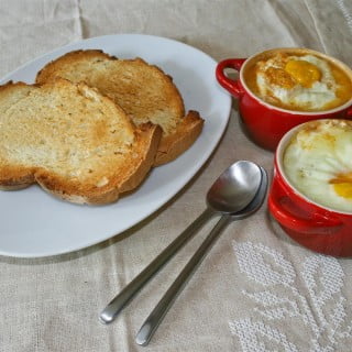 Baked Egg and Chutney Breakfast Pots