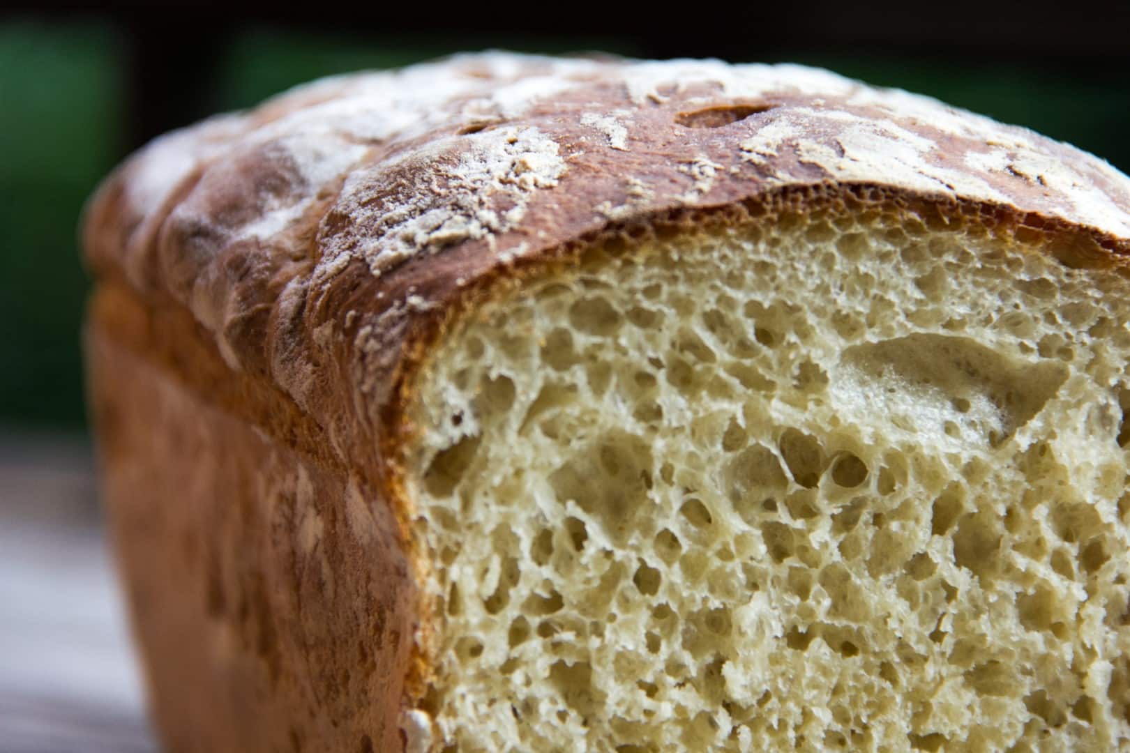 Ржаной хлеб без дрожжей в хлебопечке рецепт. Дрожжевой хлеб. Хлеб без дрожжей название. Хлебные дрожжи.